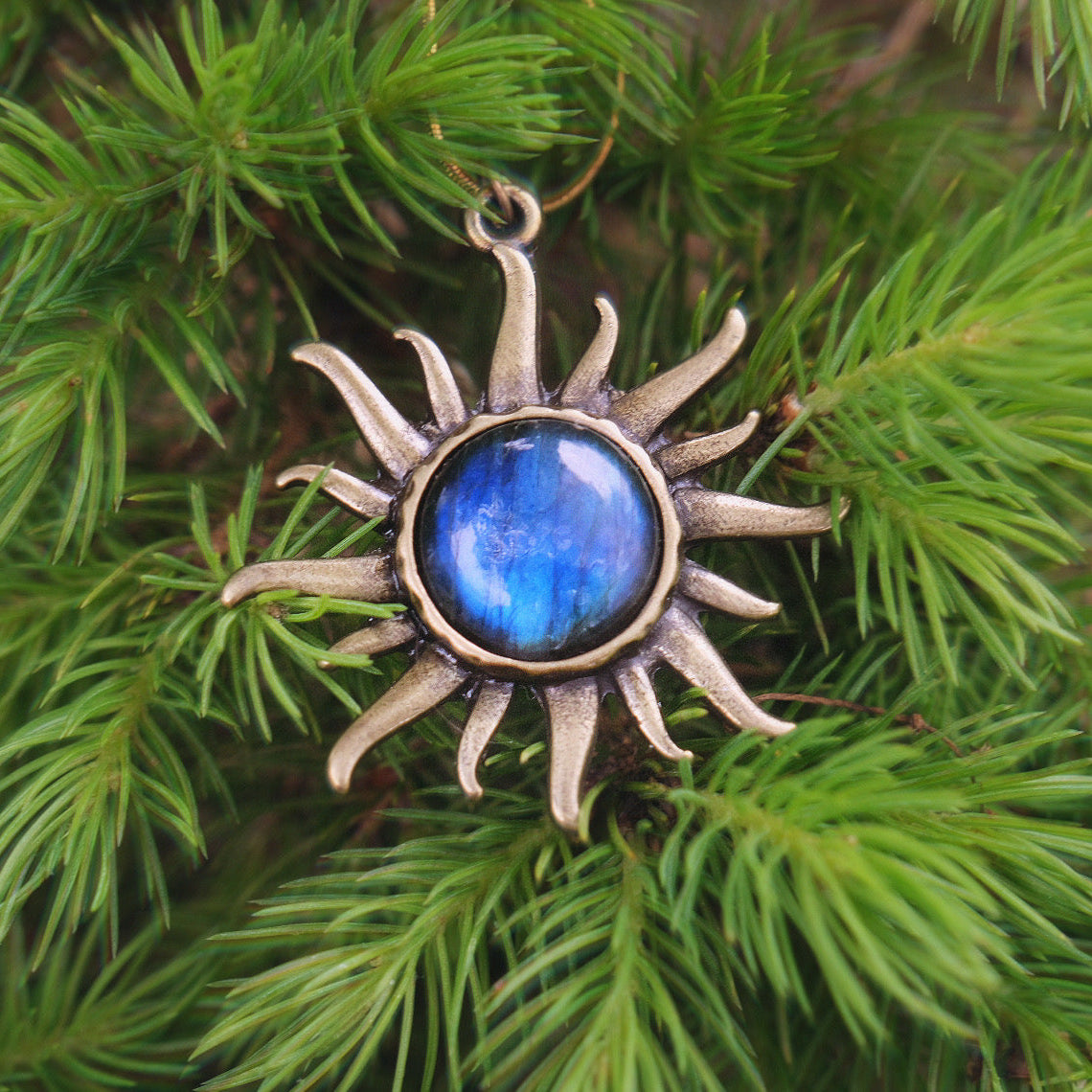 Labradorite Full Sun Necklace